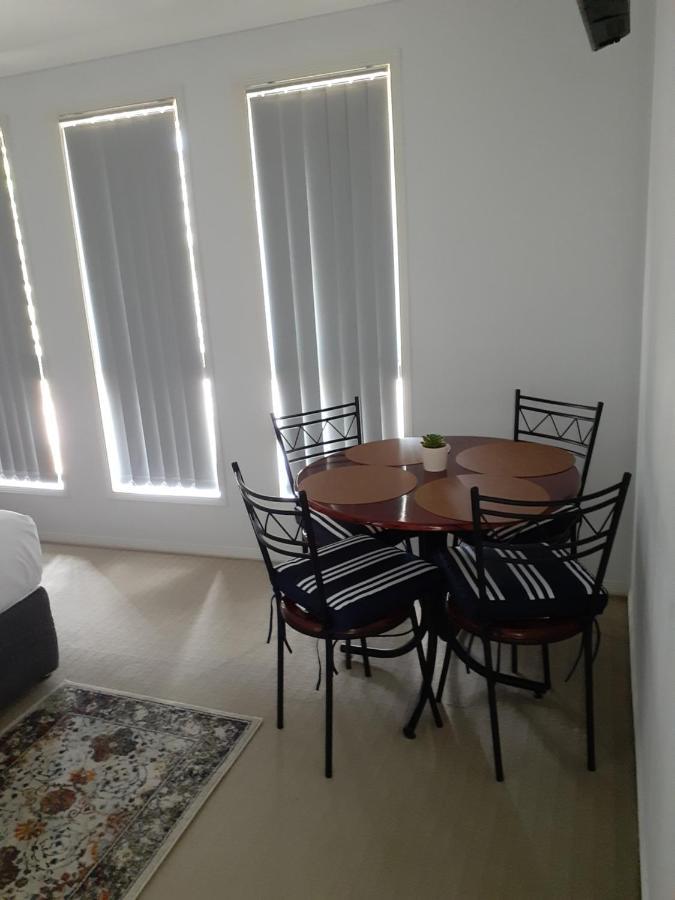Blk Stays Guest House Deluxe Units Morayfield Eksteriør billede