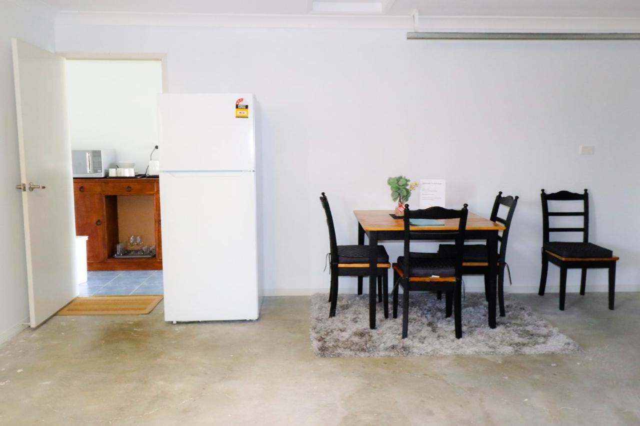 Blk Stays Guest House Deluxe Units Morayfield Eksteriør billede