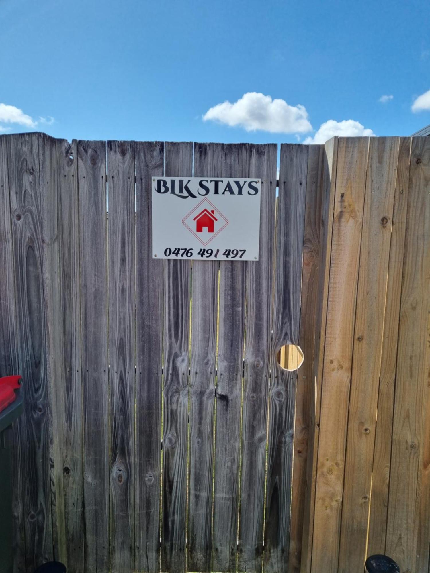 Blk Stays Guest House Deluxe Units Morayfield Eksteriør billede